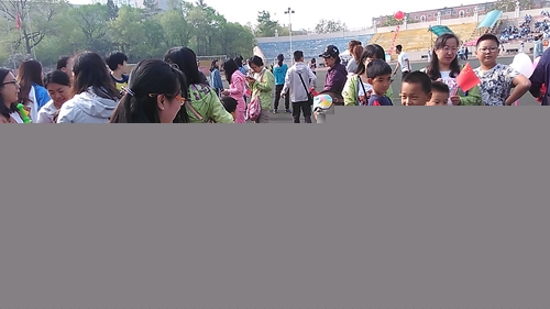 yl7703永利官网举办“迎‘六一’东林宝贝趣味运动会”
