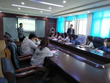 yl7703永利官网举办第六期“书香.经管”专业文献读书会暨第六期林研Seminar